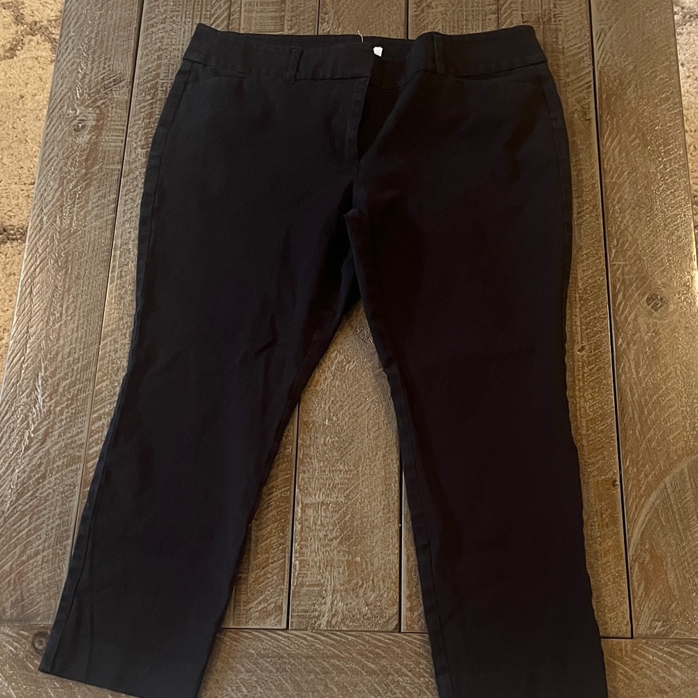 LOFT Sutton Skinny Ankle Pants in 12 petite